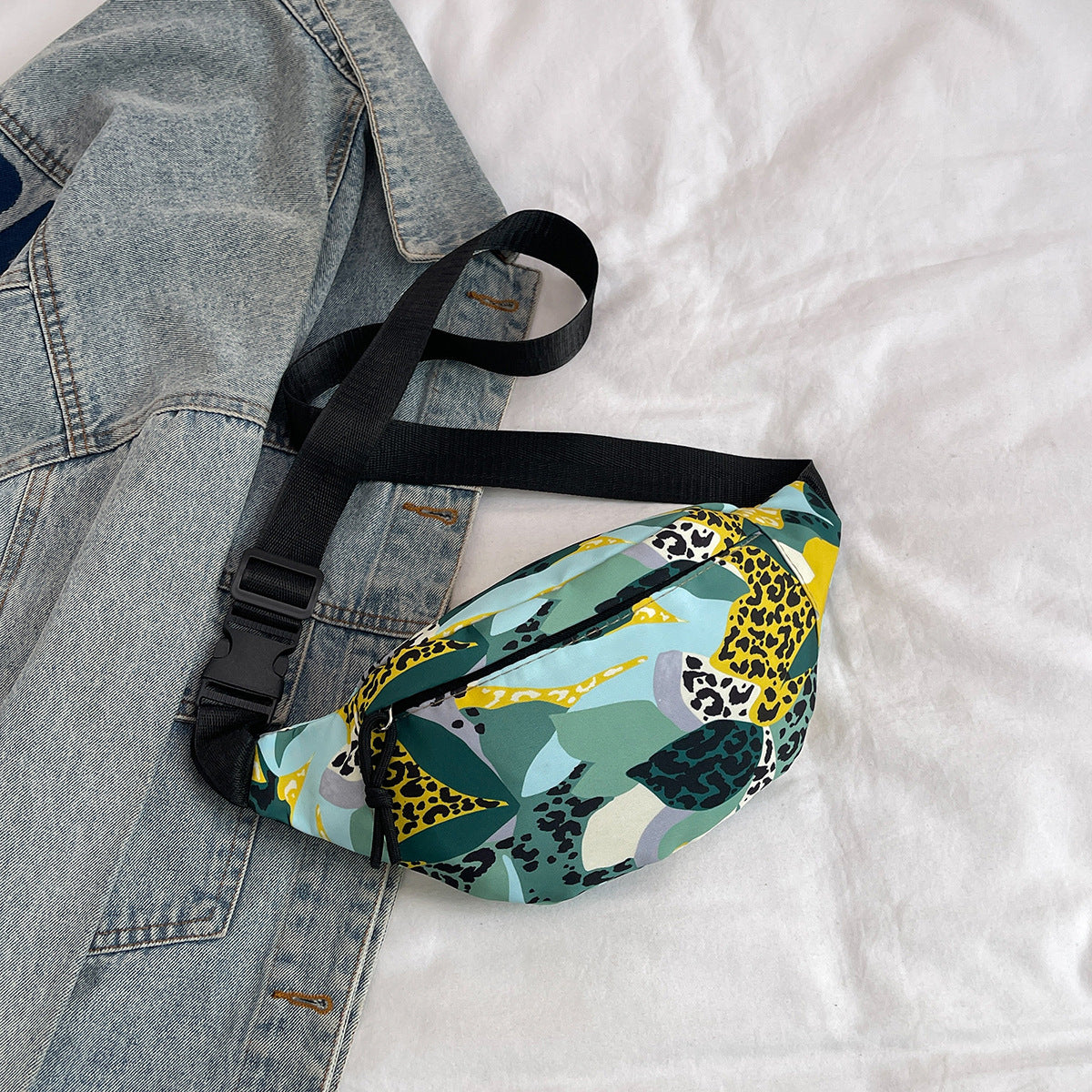 Wholesale Nylon fabric waist bag printed shoulder crossbody bag